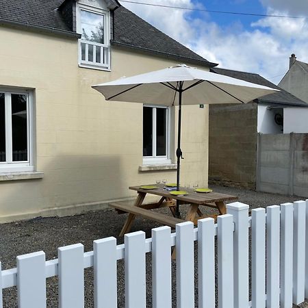 Maison Gite 2/4 P Baie Du Mont ポントルソン エクステリア 写真