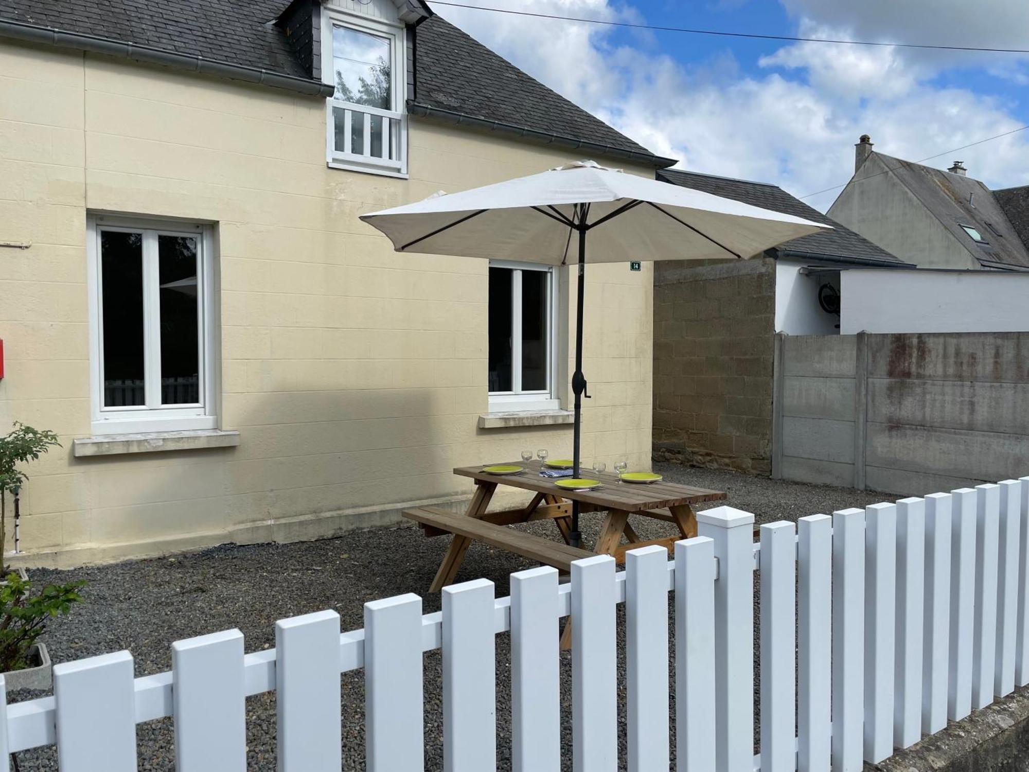 Maison Gite 2/4 P Baie Du Mont ポントルソン エクステリア 写真